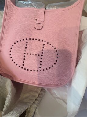Hermes Evelyn 23 ( new size)